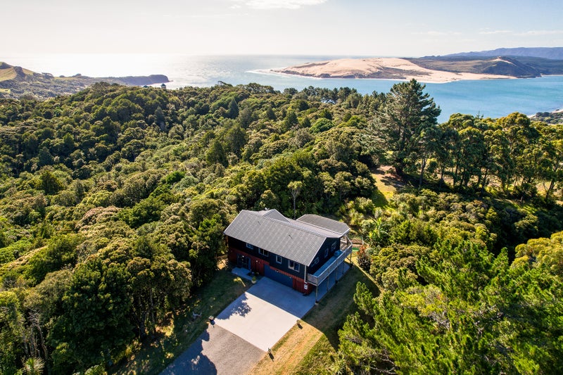 12 Miro Avenue, Omapere - Carousel 1