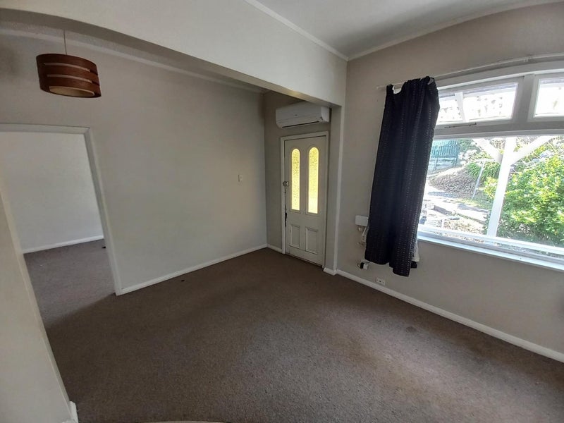 3 Boyd Terrace, Newtown, Wellington - Carousel 2