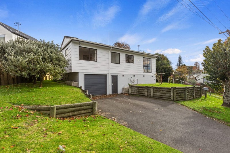 1 Wellesley Grove, Gate Pa, Tauranga - Carousel 1