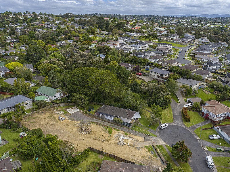 6 Embassy Place, Glenfield, Auckland - Carousel 10