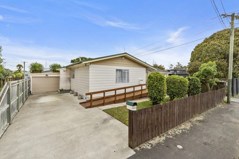 24A Odette Street, Bader, Hamilton - Carousel 13