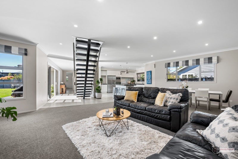 12D Military Road, Boulcott, Lower Hutt - Carousel 2