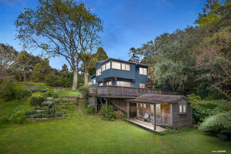 23 Warner Park Avenue, Laingholm, Auckland - Carousel 2