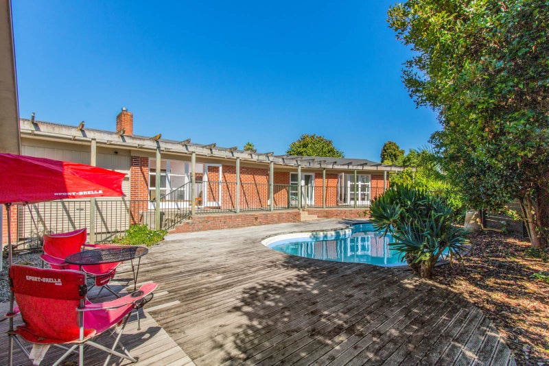 29 Riverview Road, Panmure, Auckland - Carousel 2