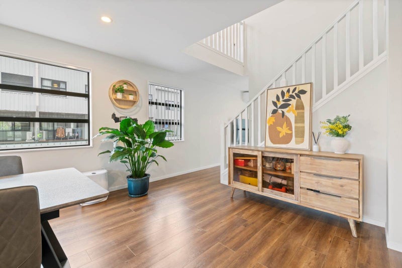 64/5 Perekia Street, Albany, Auckland - Carousel 2