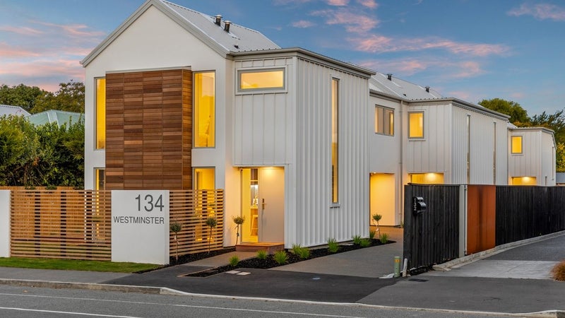 2/134 Westminster Street, St Albans, Christchurch - Carousel 1