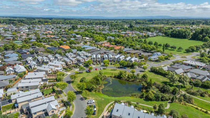 12 Waterford Avenue, Northwood, Christchurch - Carousel 26