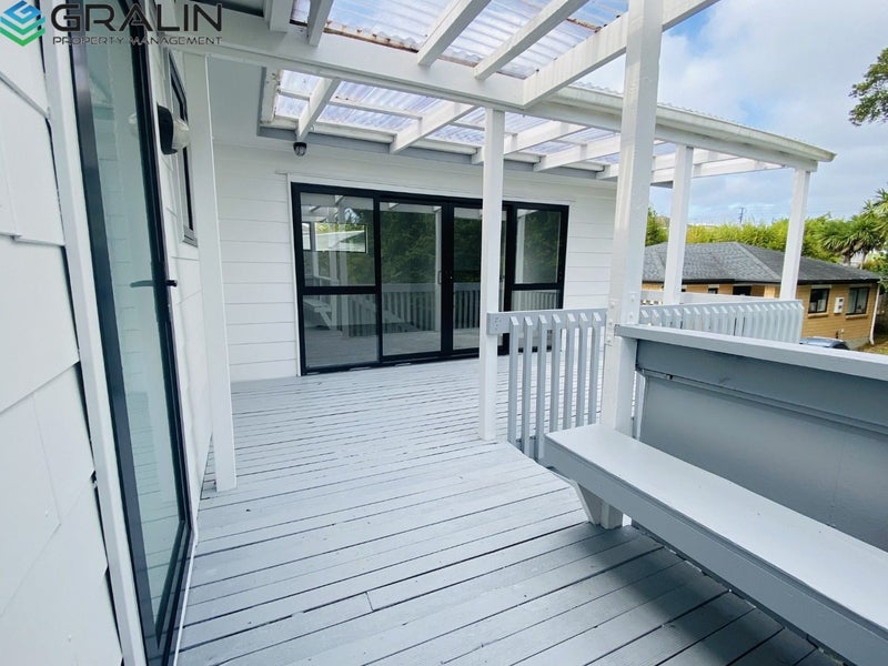 32 Kelman Road, Kelston, Auckland - Carousel 1