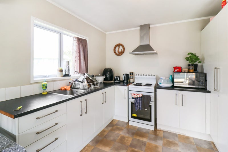 237 Preston Road, Otara, Auckland - Carousel 2