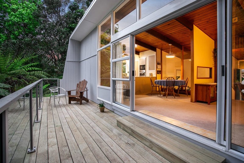 186 Atkinson Road, Titirangi, Auckland - Carousel 2