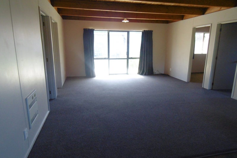3/4 Middleton Road, Upper Riccarton, Christchurch - Carousel 2