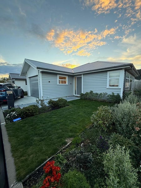 4 Tarata Lane, Avalon, Lower Hutt - Carousel 2
