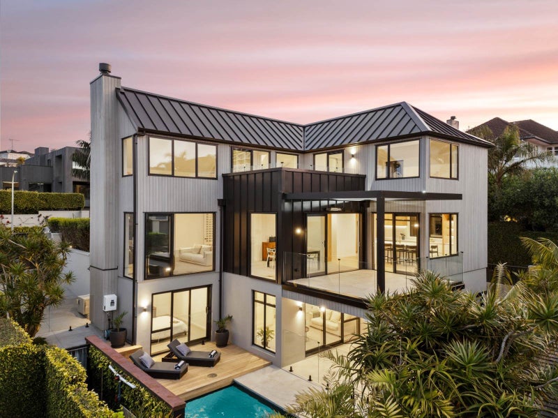 4 Okahu Street, Orakei, Auckland - Carousel 1