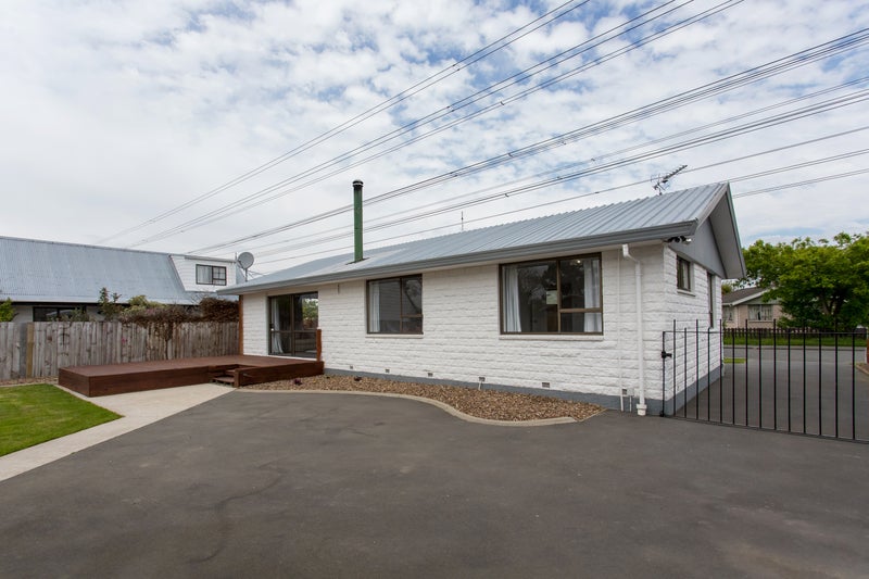 7 Malabar Crescent, Broomfield, Christchurch - Carousel 17