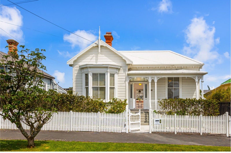 203 Victoria Road, Devonport, Auckland - Carousel 1