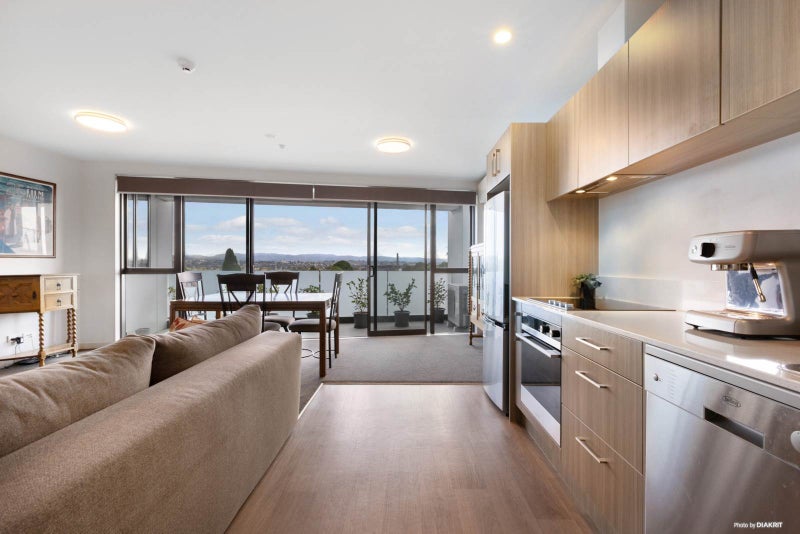 102/1904 Great North Road, Avondale, Auckland - Carousel 1