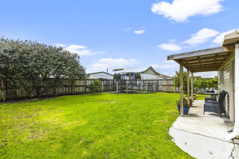 27 Lindsay Crescent, Nawton, Hamilton - Carousel 2