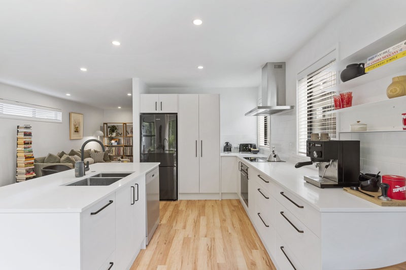 11A Pakaraka Drive, Papakura, Papakura - Carousel 2