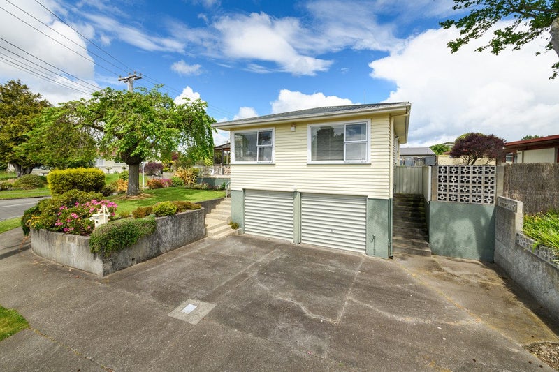 14 Slacks Road, Awapuni, Palmerston North - Carousel 20