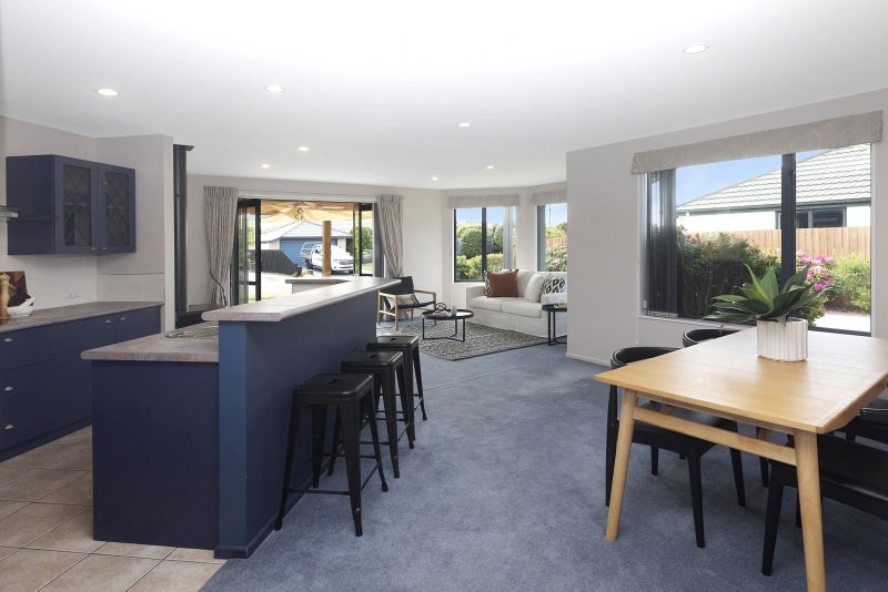 10 Sweet Waters Place, Woolston, Christchurch - Carousel 2