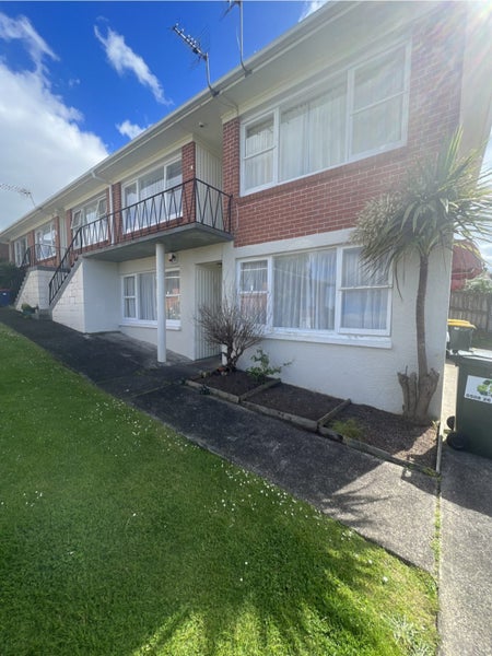 7/47 Bracken Avenue, Takapuna, Auckland - Carousel 2