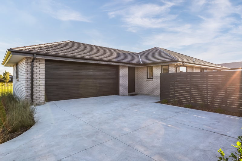 12 Trainers Lane, Yaldhurst, Christchurch - Carousel 1