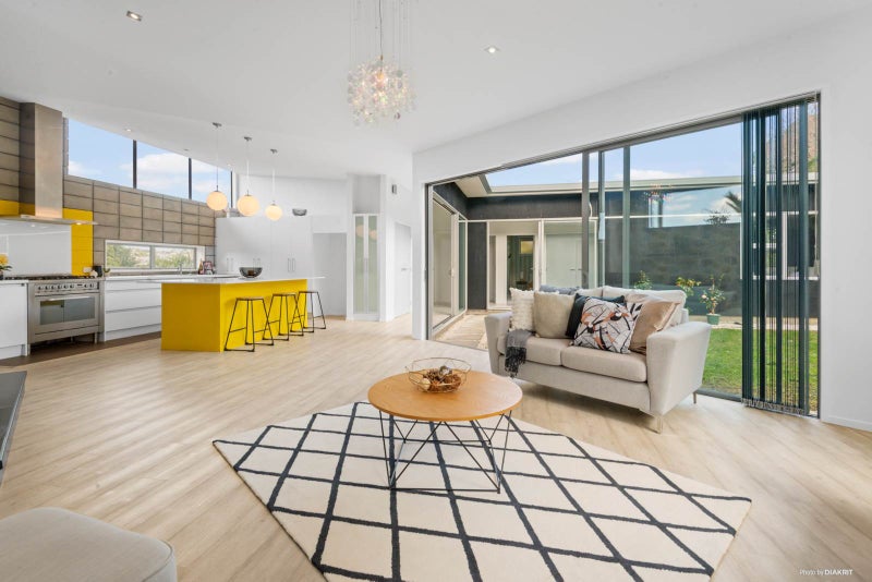 153 Vipond Road, Stanmore Bay, Whangaparaoa - Carousel 2