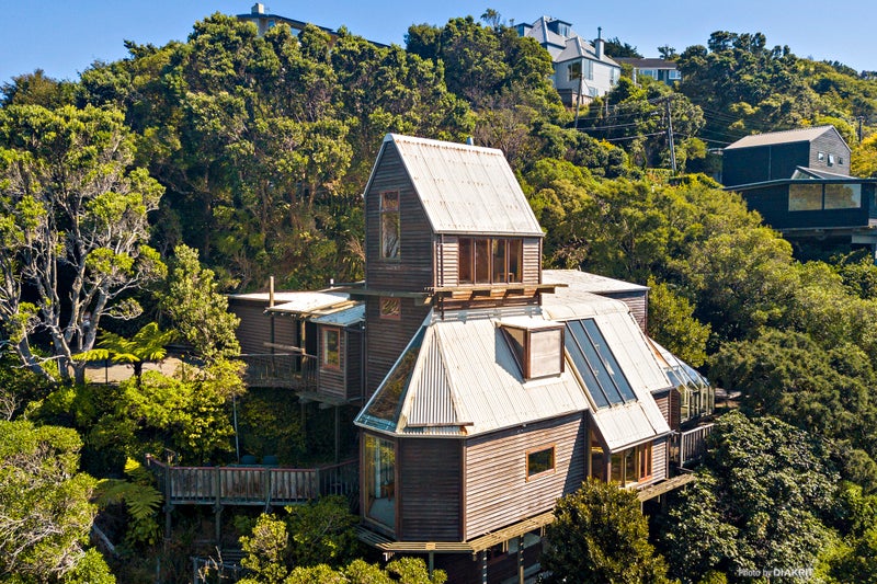 95 Nicholson Road, Khandallah, Wellington - Carousel 2