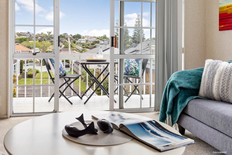 3/5 Napoleon Avenue, Milford, Auckland - Carousel 2
