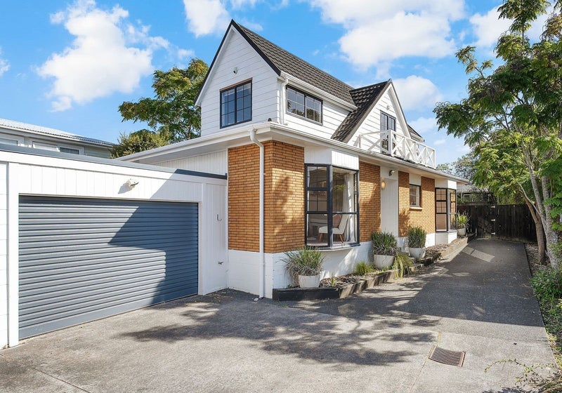 2/97 Matipo Road, Mairangi Bay, Auckland - Carousel 1