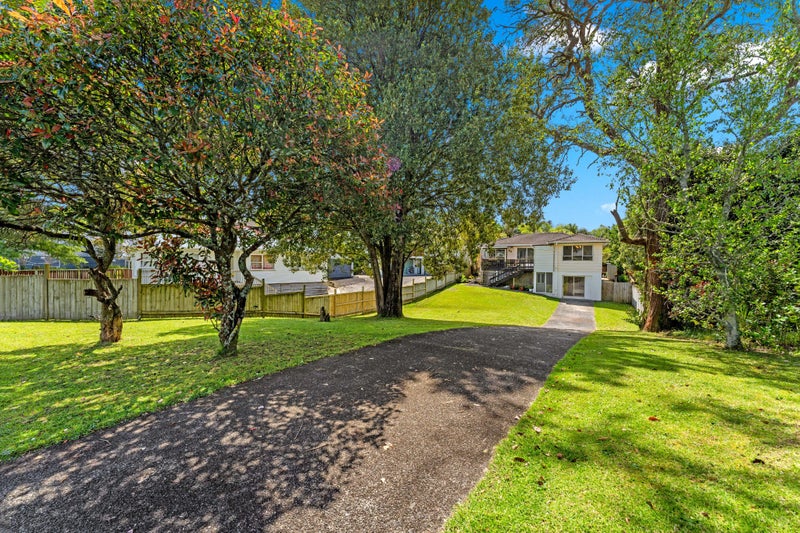 20 Halberg Street, Glenfield, Auckland - Carousel 1