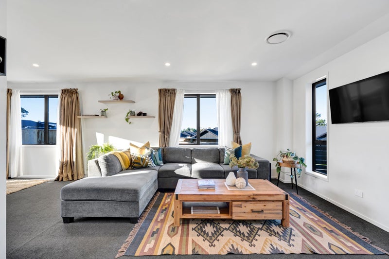 17 Atutahi Street, Hurdon, New Plymouth - Carousel 2