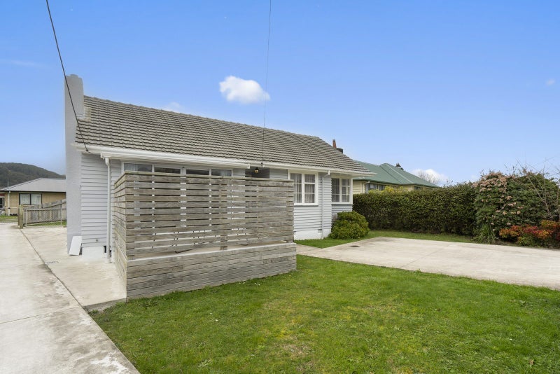 41 Thackeray Street, Trentham, Upper Hutt - Carousel 2