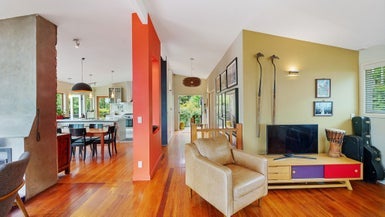 31 Rona Street, Eastbourne, Lower Hutt - Carousel 1