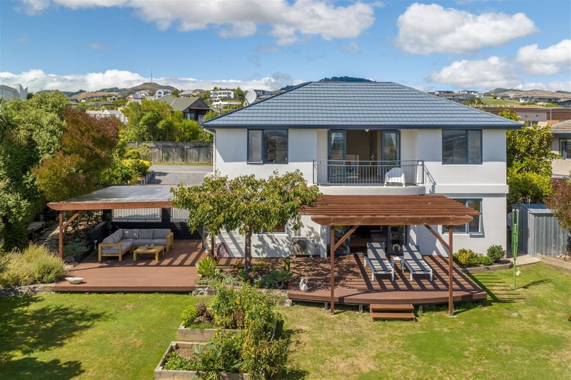 91 Penruddock Rise, Westmorland, Christchurch - Carousel 1