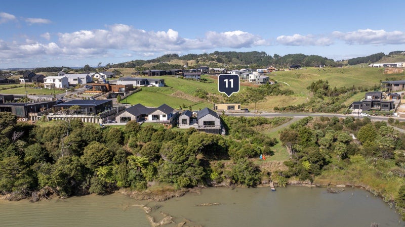 11 Omahina Street, Raglan, Raglan - Carousel 18