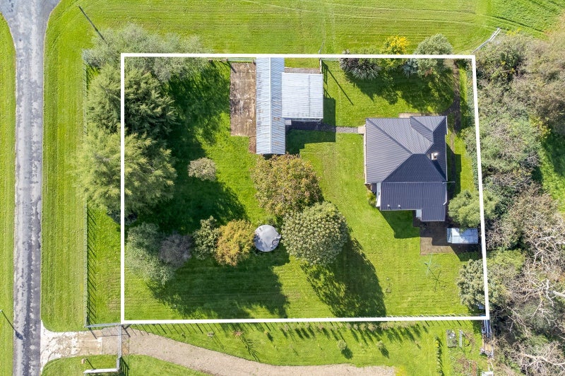 35 Mantell Street, Waipawa - Carousel 21