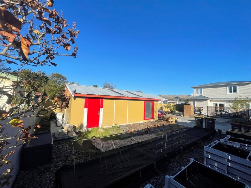 2 Smith Street, Woolston, Christchurch - Carousel 2