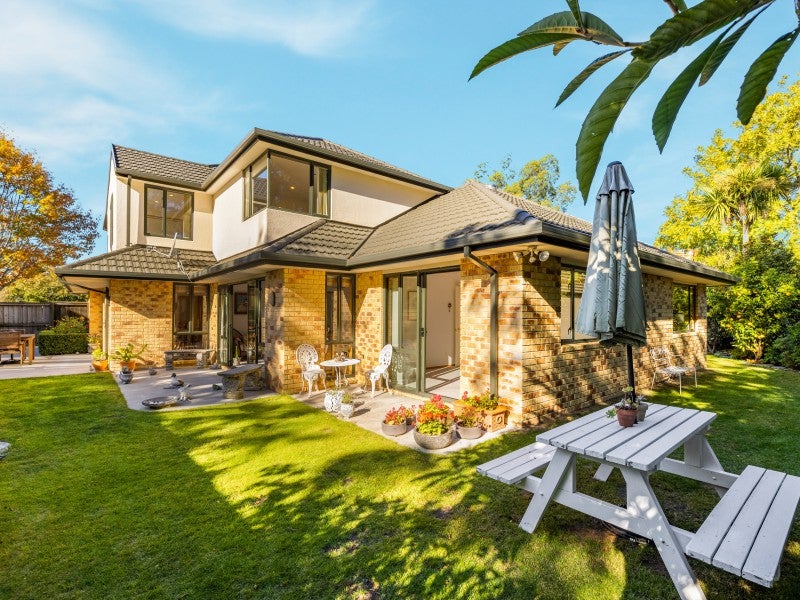 22 Swanleigh Place, Ilam, Christchurch - Carousel 1
