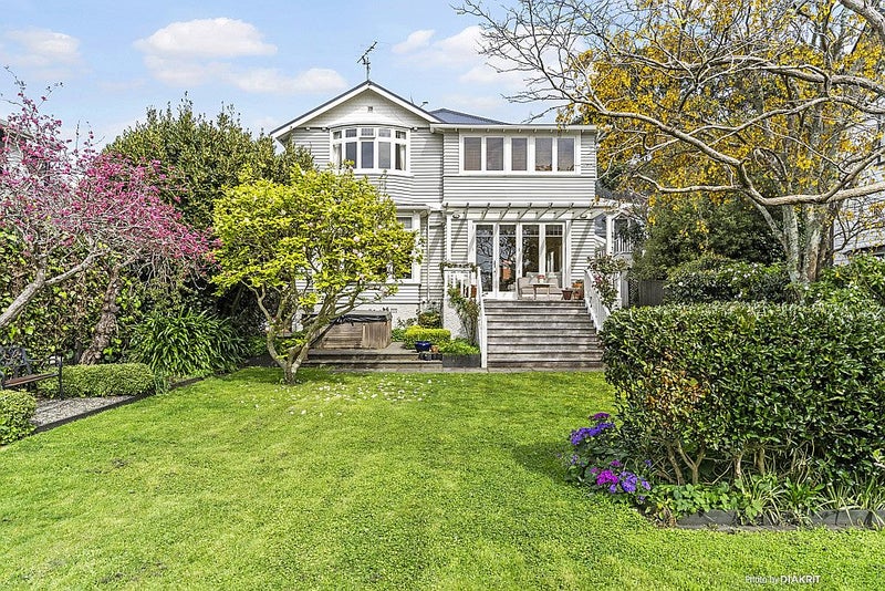 56A Hobson Street, Thorndon, Wellington - Carousel 27