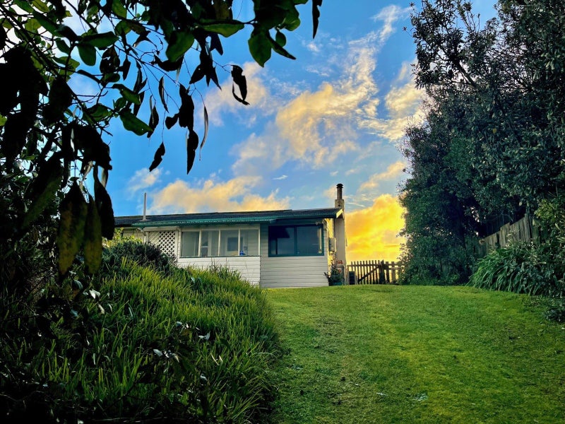 83 Rua Avenue, Waitārere Beach, Levin - Carousel 1
