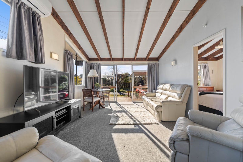 23 Rotokawa Street, Taupō - Carousel 2