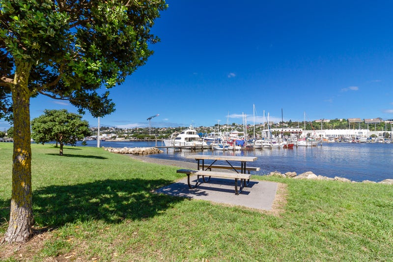 2/10A Meeanee Quay, Westshore, Napier - Carousel 16