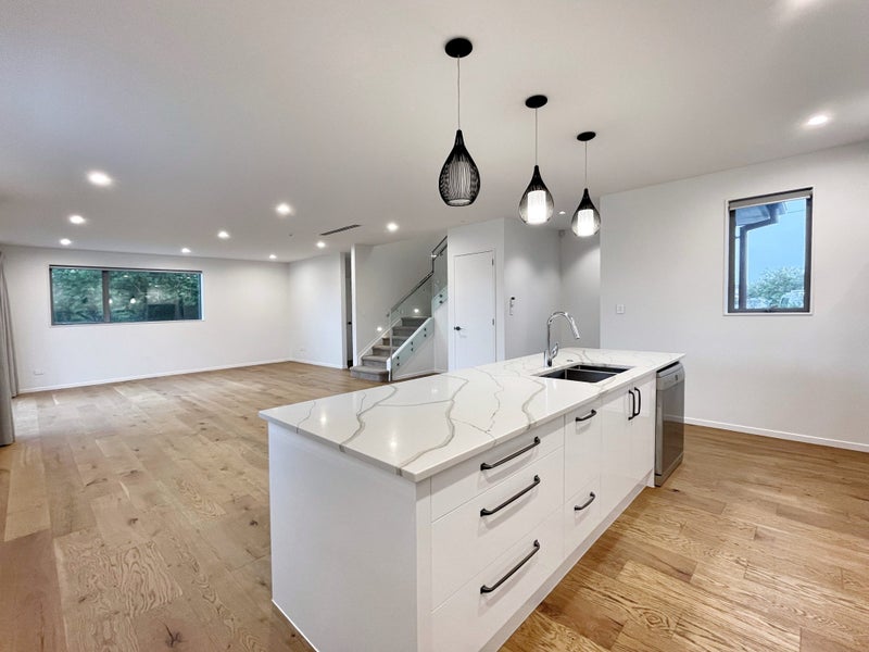 68A Abbotts Way, Remuera, Auckland - Carousel 2