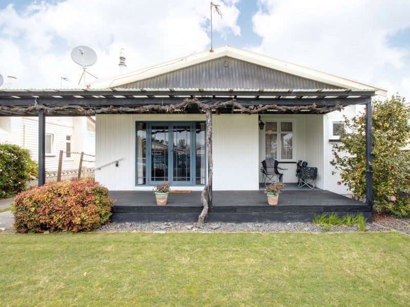 12 Creagh Street, Te Awa, Napier - Carousel 1