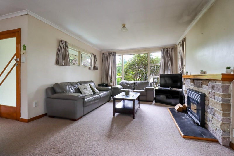 12 Epsom Road, Hokowhitu, Palmerston North - Carousel 2