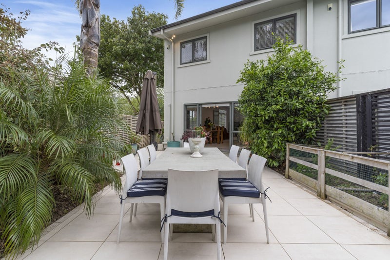 66 Gunner Drive, Te Atatu Peninsula, Auckland - Carousel 1