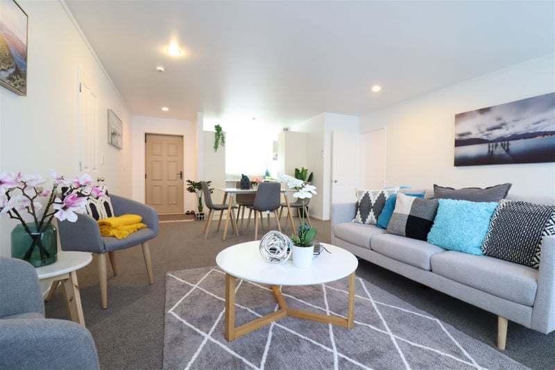 11 Carlas Way, Ranui, Auckland - Carousel 1