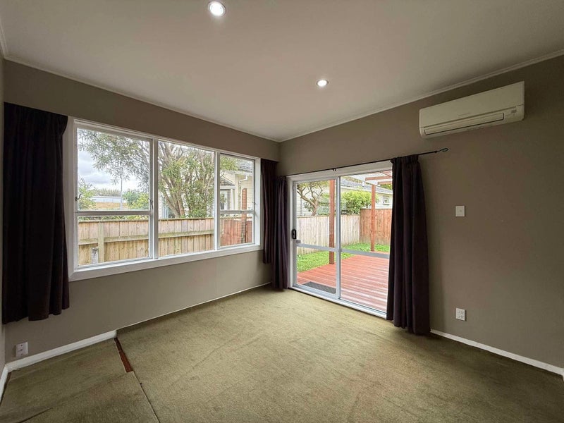 40 Connolly Street, Boulcott, Lower Hutt - Carousel 2