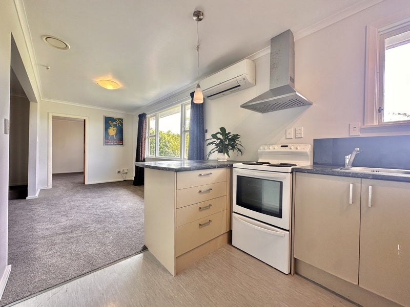 175 Pembroke Road, Wilton, Wellington - Carousel 1